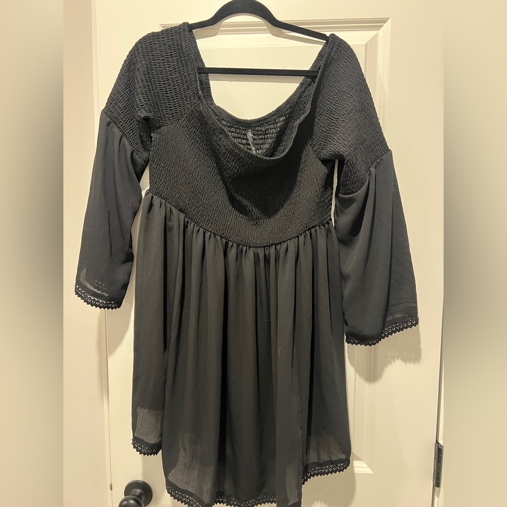 Torrid Black off the shoulder Dress Size 2